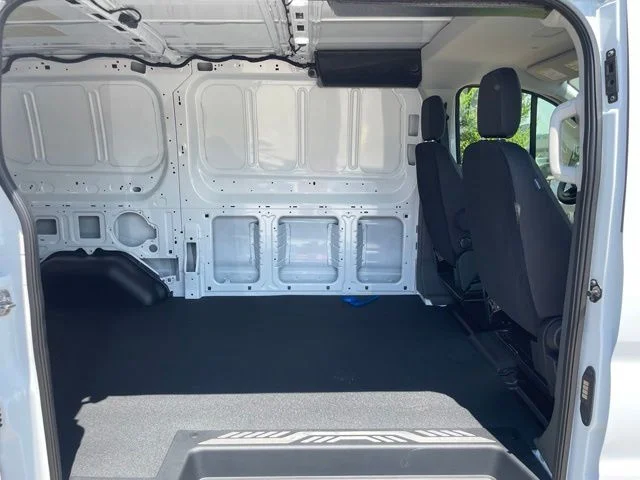 New 2026 OXFORD WHITE Ford Base image 36