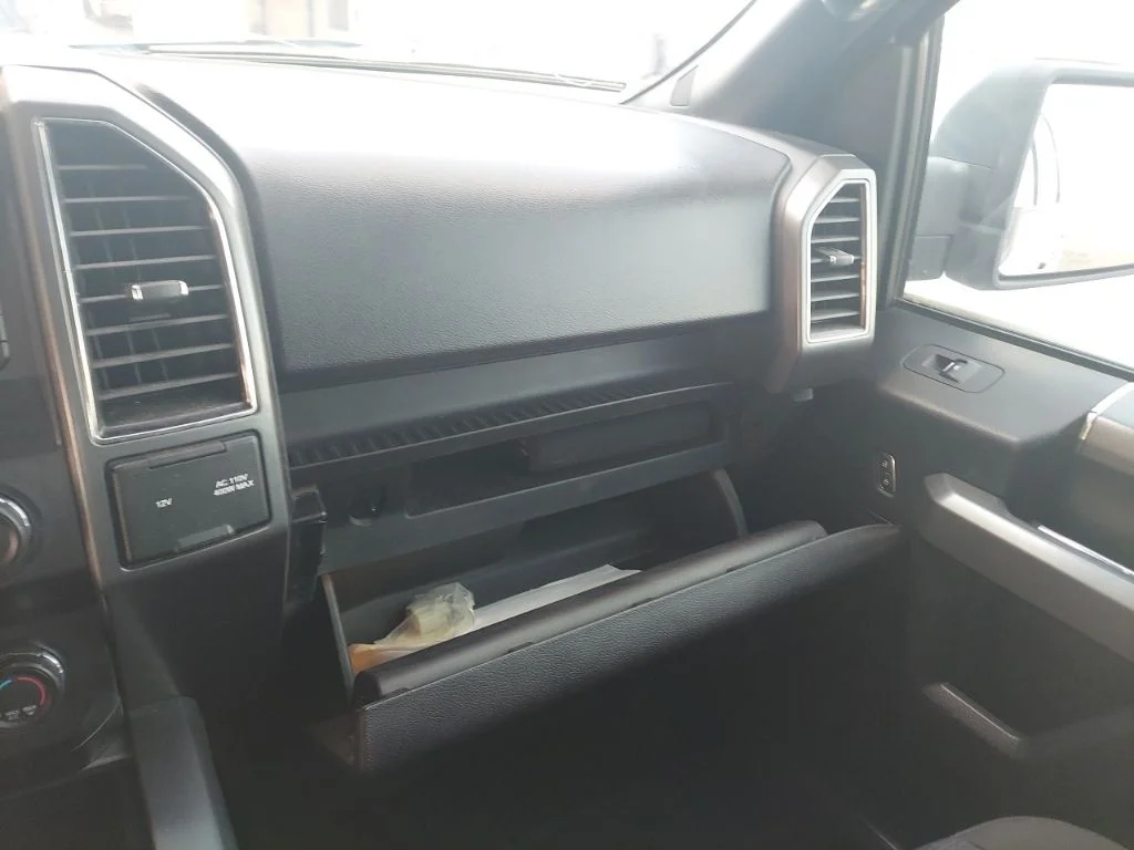 Used 2017 Oxford White Ford XLT image 27