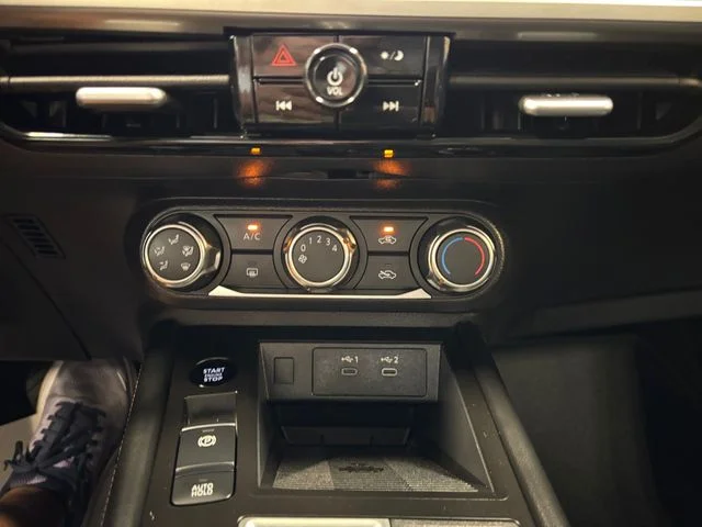 Used 2025 White Nissan SV image 20