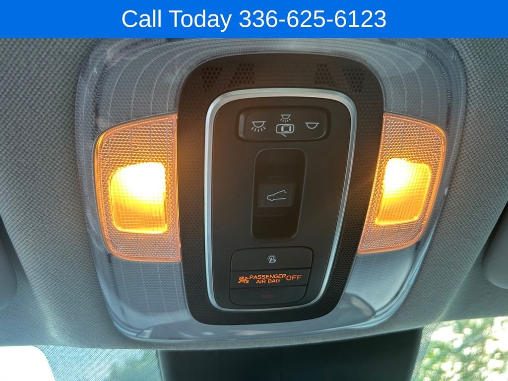 Used 2022 Gray Hyundai Limited image 23
