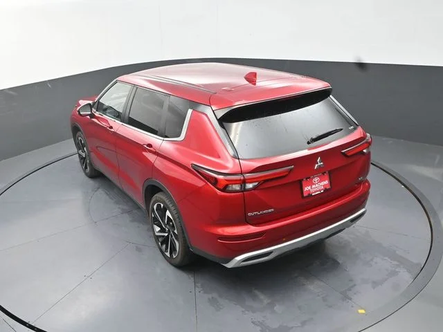 Used 2024  Mitsubishi SE image 27