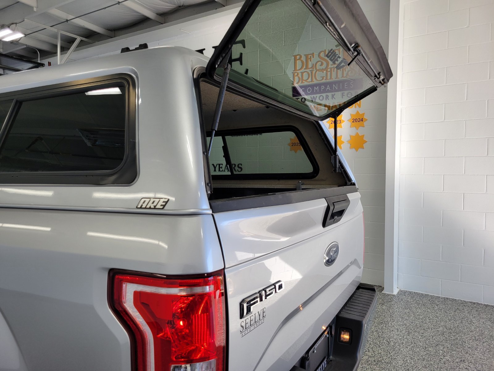 Used 2015 Silver Ford XLT image 28