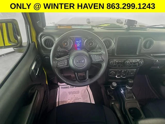 Used 2023  Jeep Sport S image 21