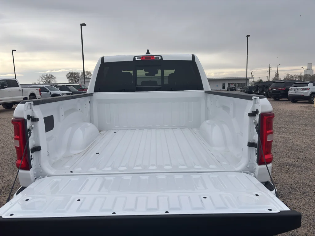 New 2026 Bright White Clear-Coat Exterior Paint RAM Lone Star image 13