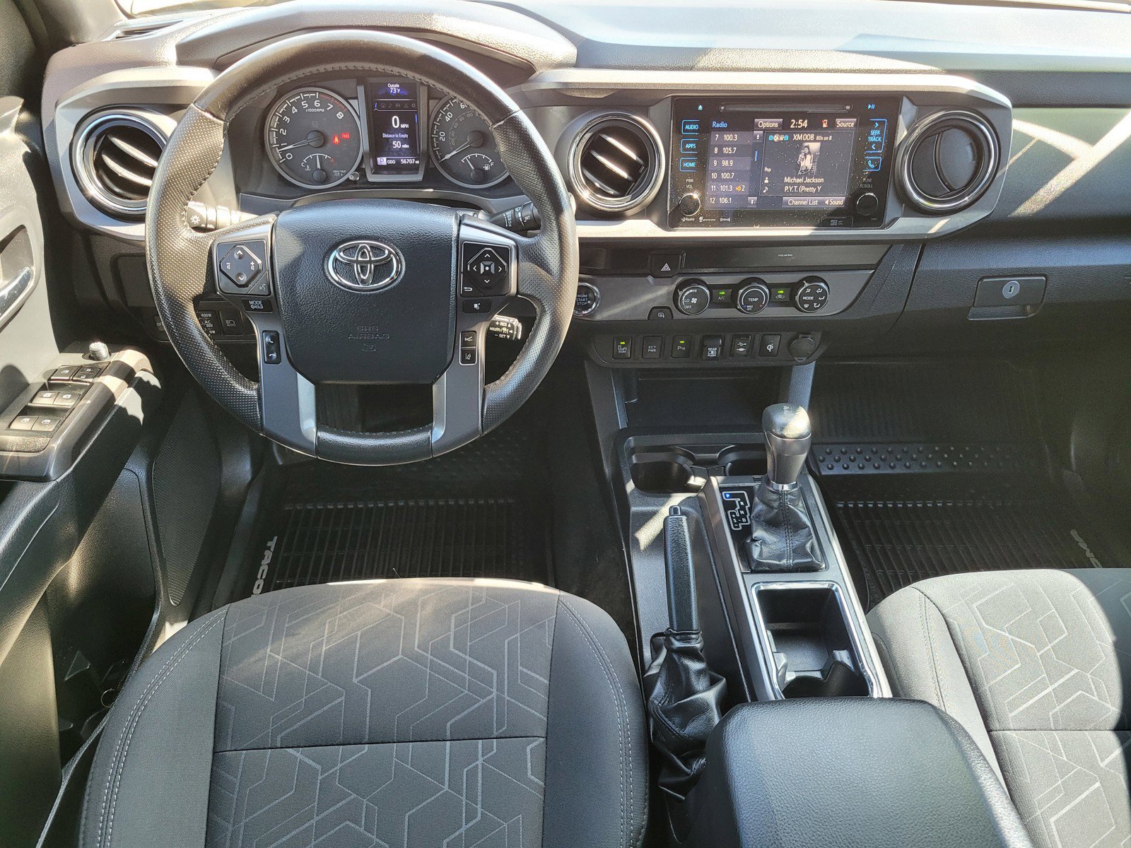 Used 2019  Toyota  image 13