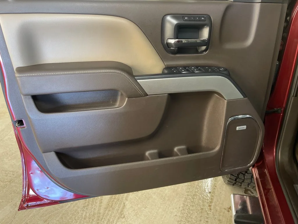 Used 2015 Red Chevrolet LTZ image 14