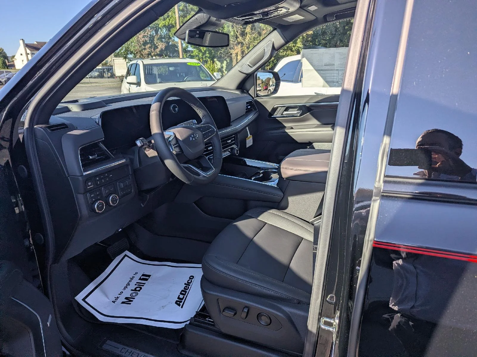 2026 Chevrolet Tahoe Z71 - Photo 36