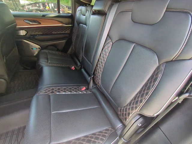 Used 2022 White Jeep Summit Reserve image 28