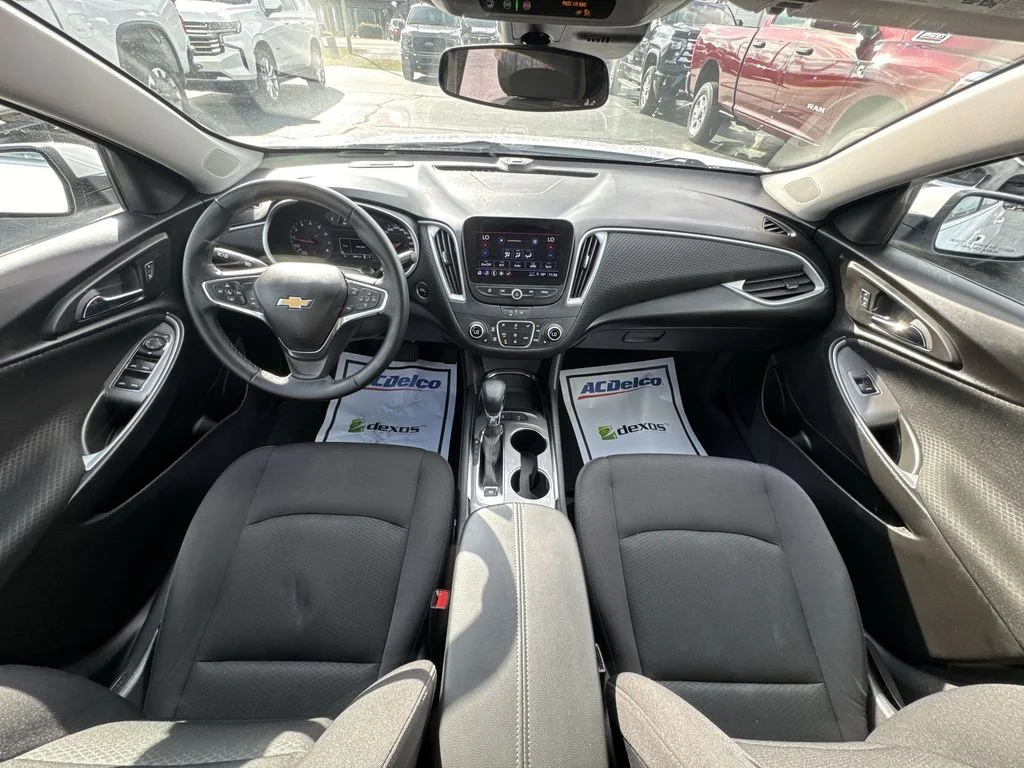Used 2024 White Chevrolet LT image 21