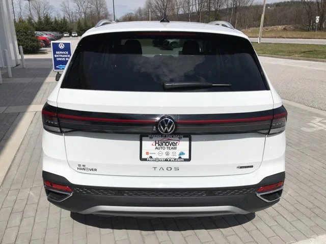 New 2026 Pure White Volkswagen SE image 6