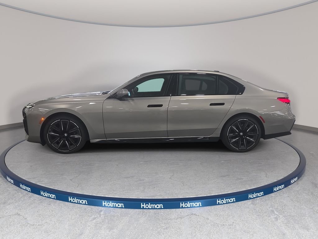 Certified Used 2023 Oxide Grey Met BMW 740i image 9