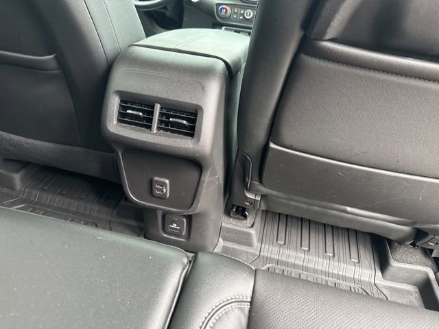 2023 GMC Terrain SLT - Photo 14