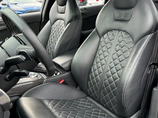Used 2017  Audi 4.0T Prestige image 36