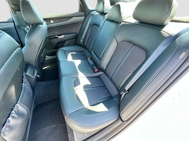 Used 2024 White Kia GT-Line image 24