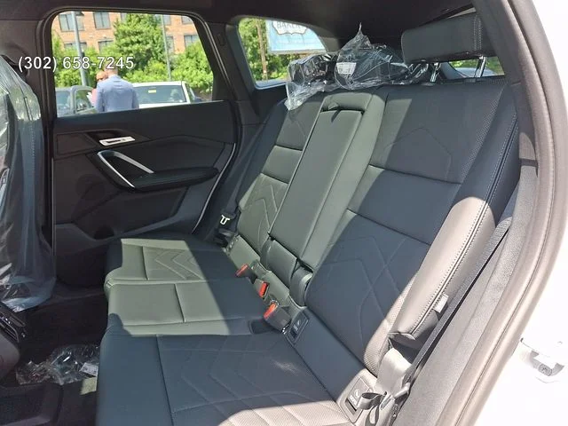 New 2026 Mineral White Metallic BMW xDrive28i image 9