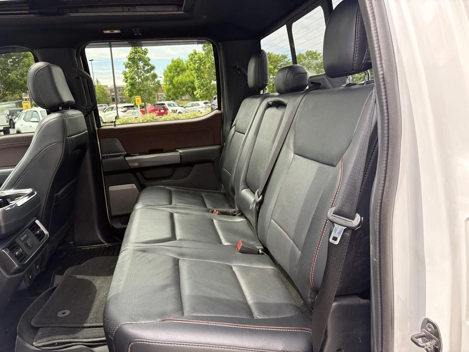 Used 2021 Oxford White Ford LARIAT image 21