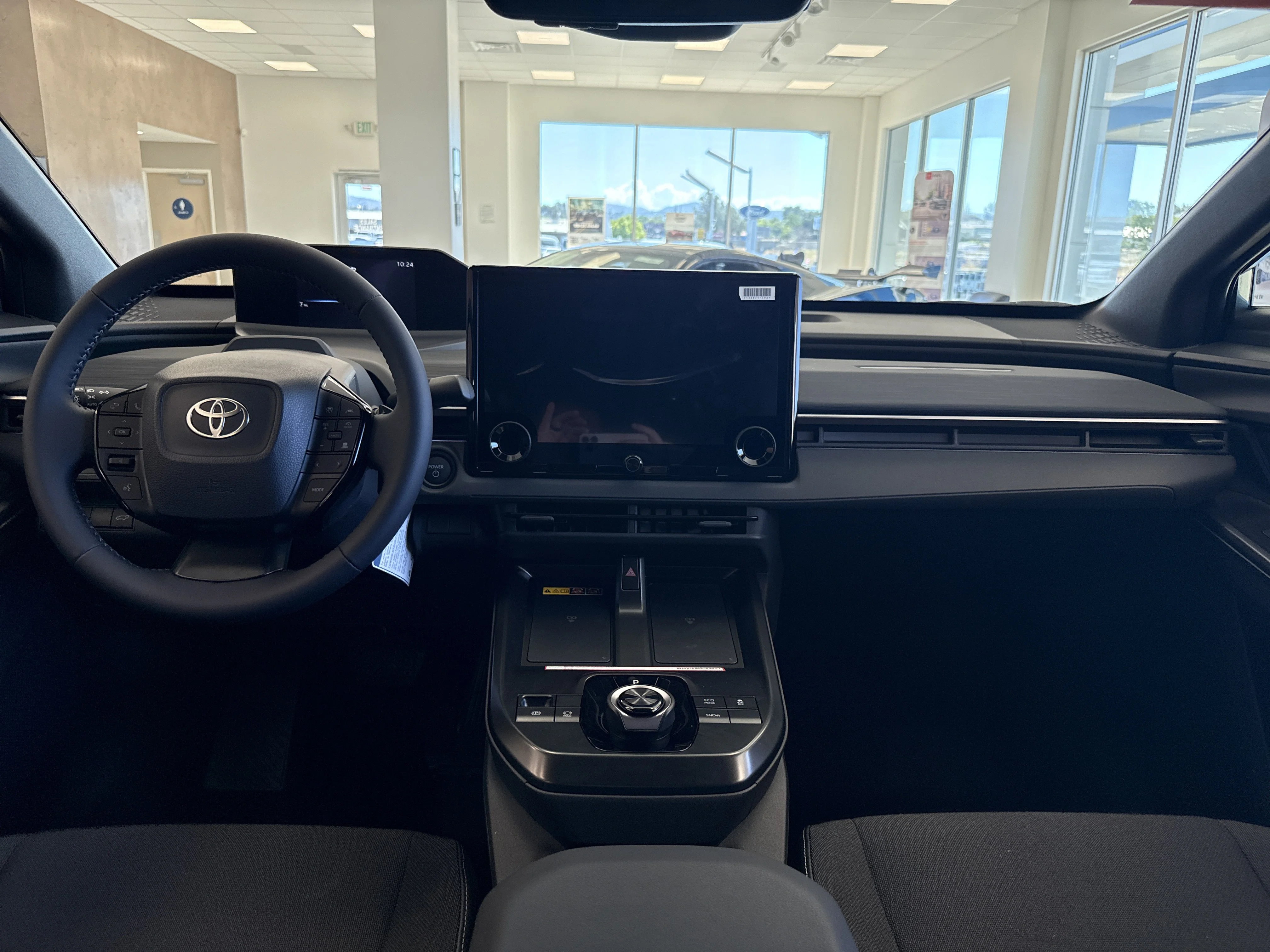 2026 Toyota C-HR SE - Photo 12