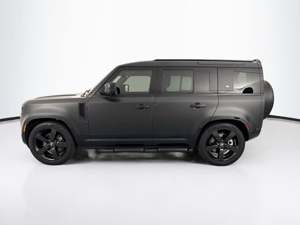 Certified Used 2024 Black Land Rover X-Dynamic SE image 8