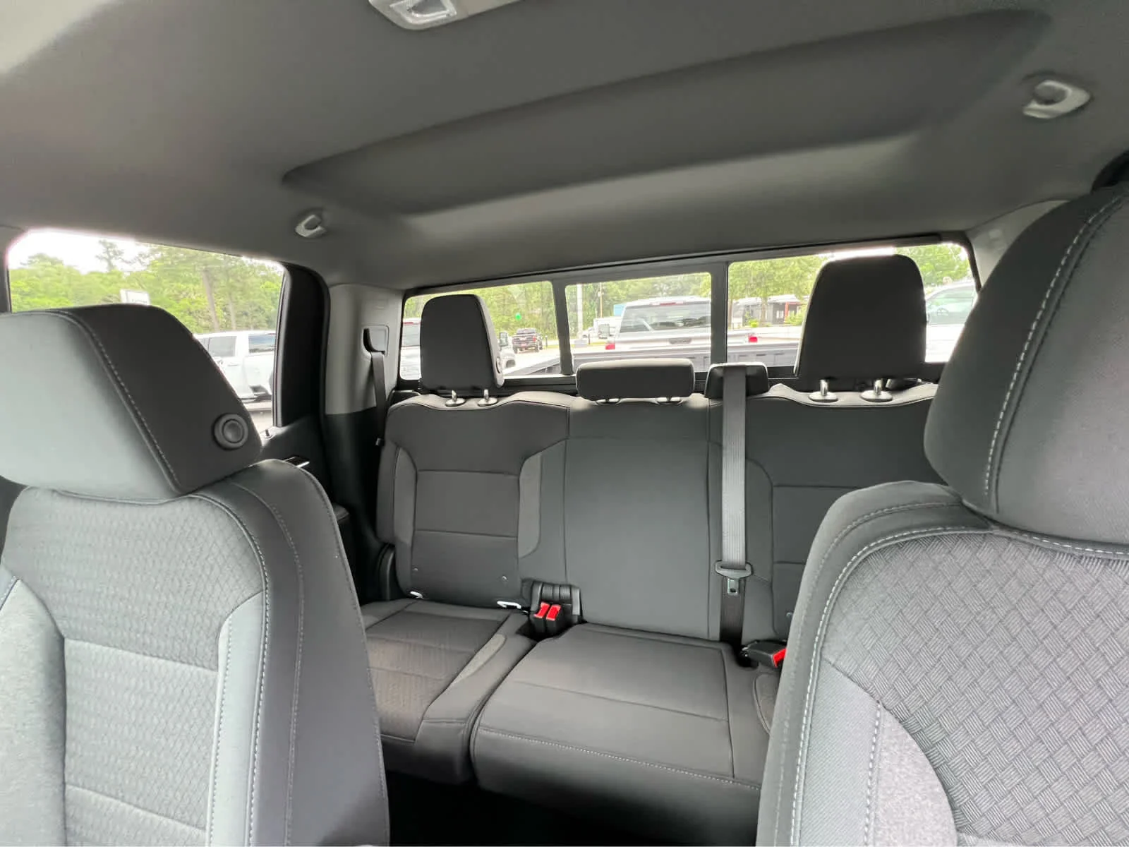 New 2026 Summit White GMC SLE image 10