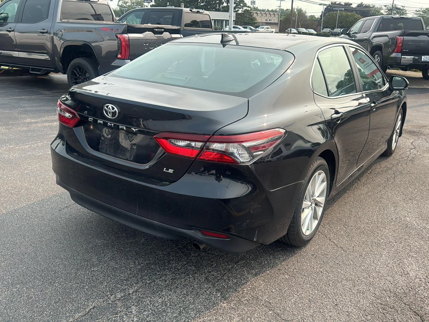 Used 2021 Midnight Black Metallic Toyota LE image 6