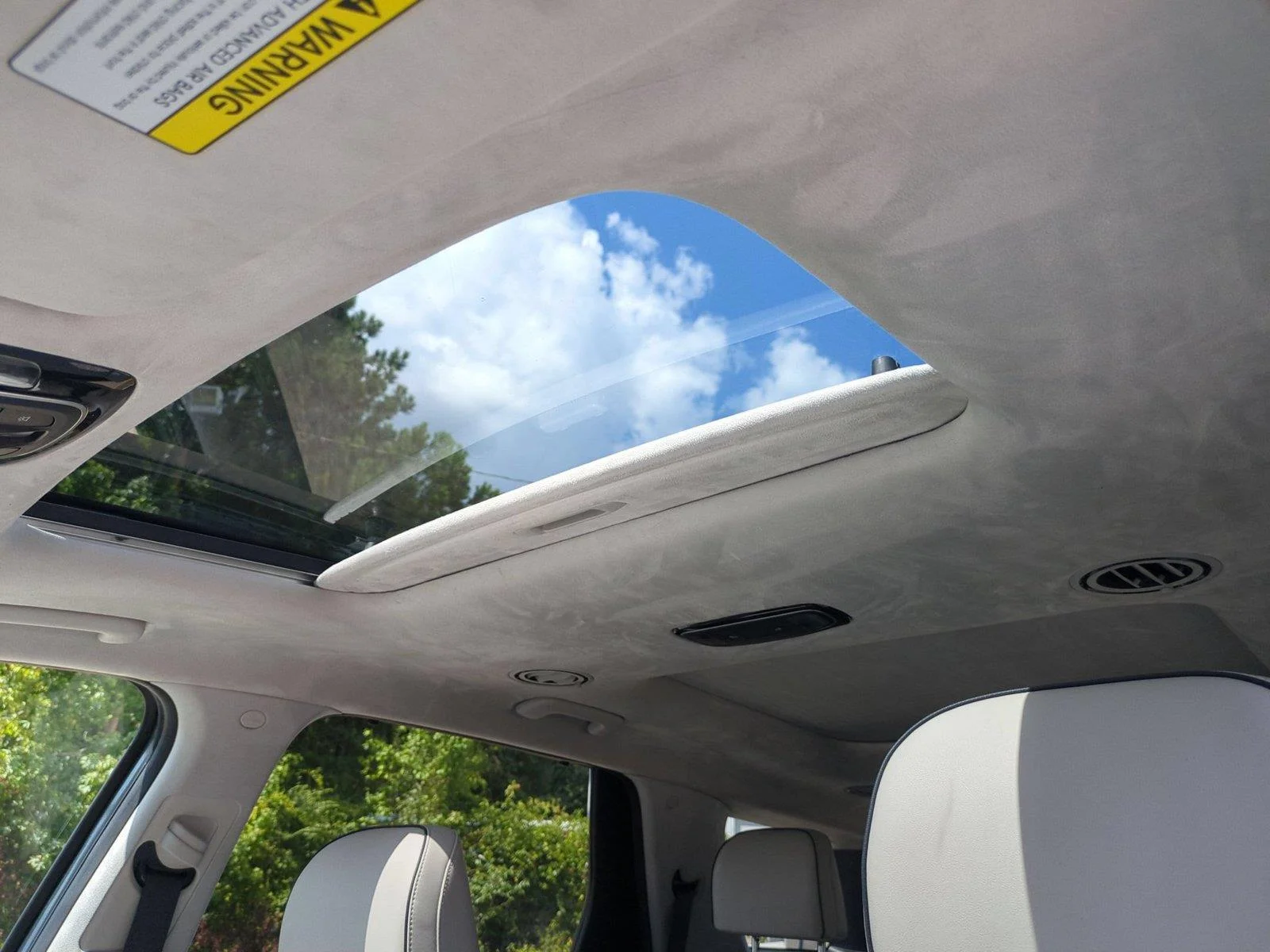 Used 2022  HYUNDAI  image 29