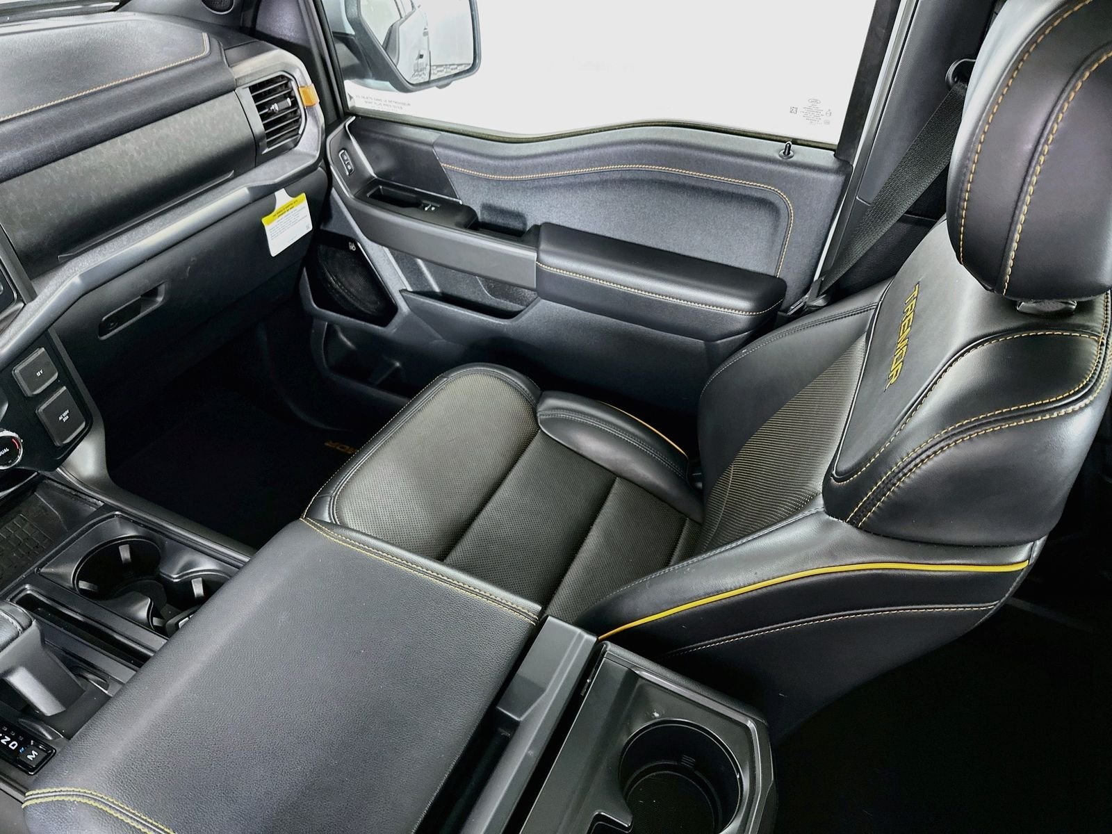 Used 2025 White Ford Tremor image 26