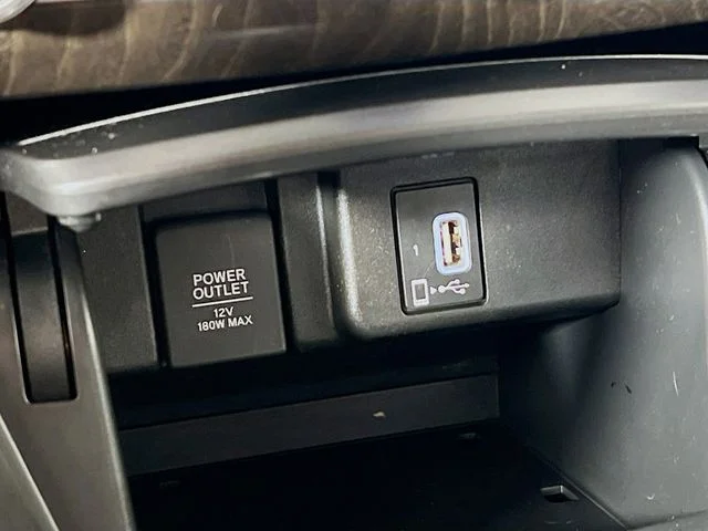 Used 2020 Black Honda EX-L image 20