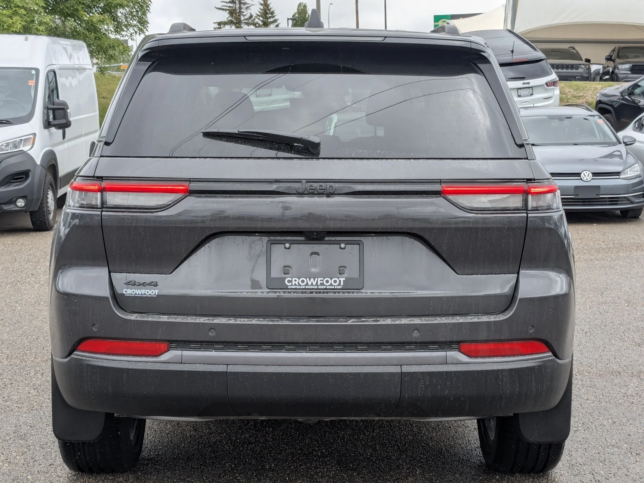New 2026 Grey Jeep Altitude - - 4x4 - Power Sunroof - Trailer Tow Pkg - 20 Black Wheels - Remote Start & More! image 7