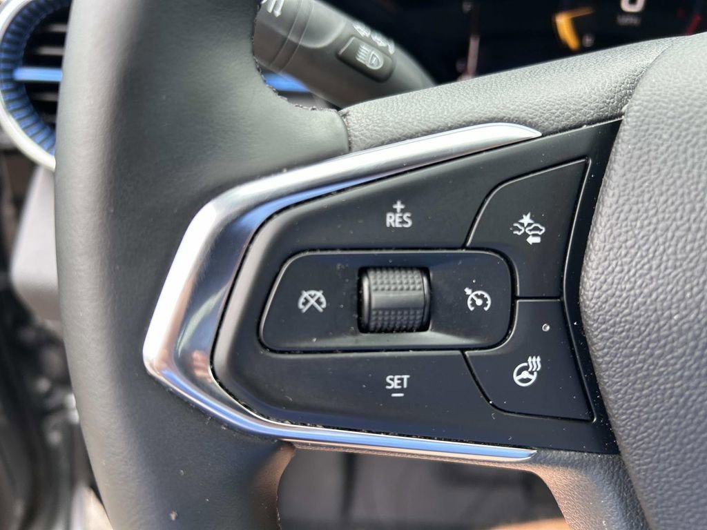 Used 2025 Sterling Gray Metallic Chevrolet LT image 28