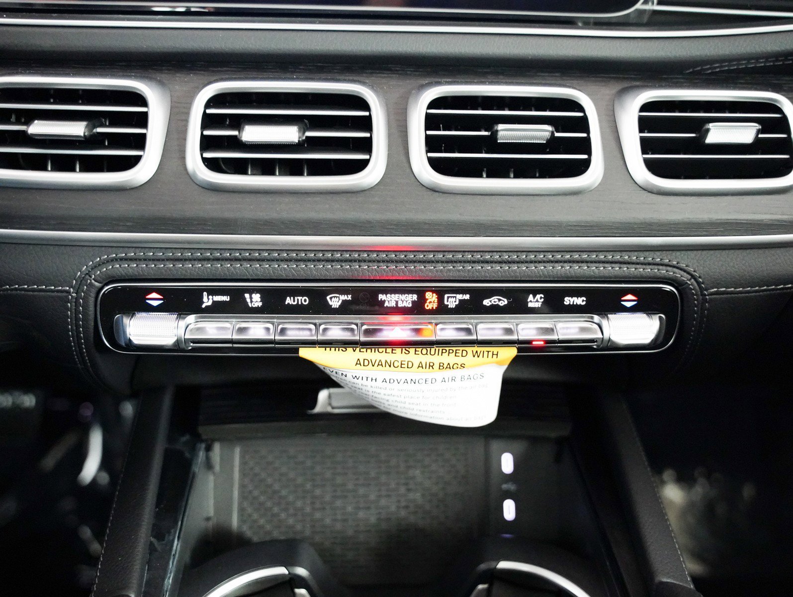 New 2026 MANUFAKTUR Alpine Grey Mercedes-Benz GLE 450 image 22