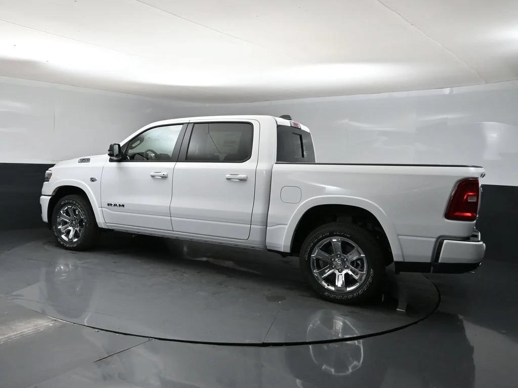 New 2027 Bright White Clear-Coat Exterior Paint RAM Big Horn/Lone Star image 4