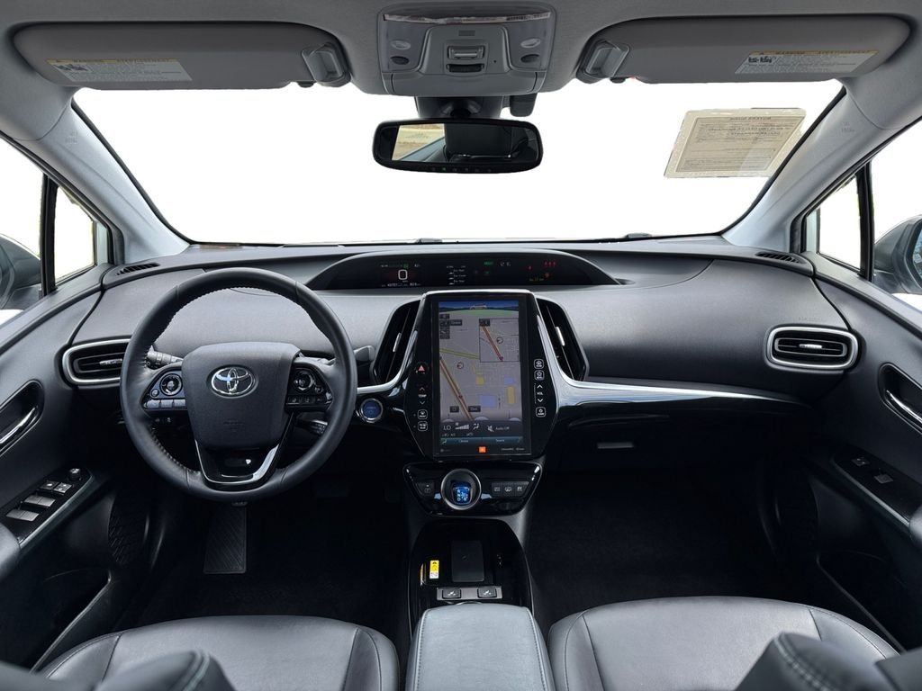 Used 2021 Pearl Toyota Limited image 13