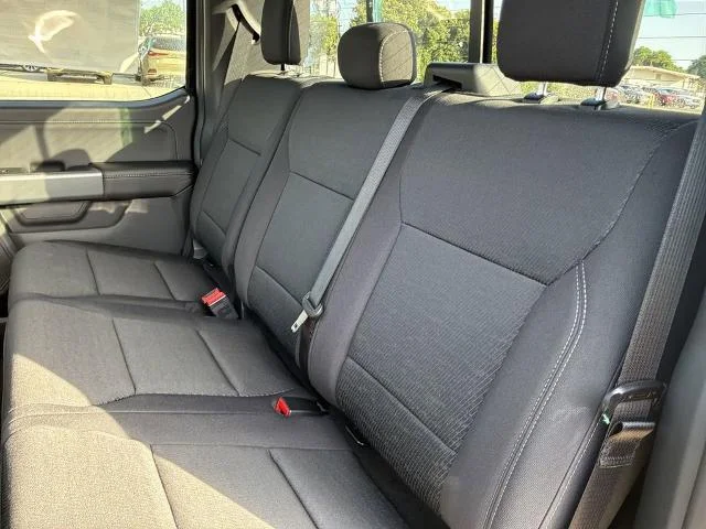New 2026 Agate Black Metallic Ford XLT image 18