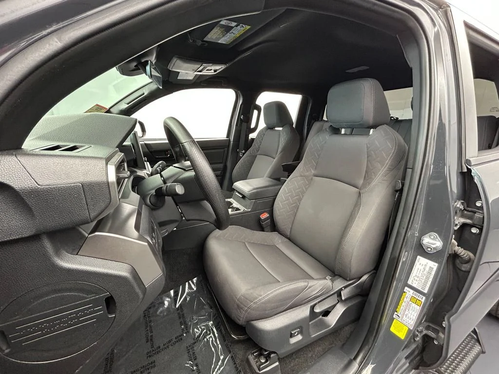 Used 2024 Underground Toyota SR5 image 44