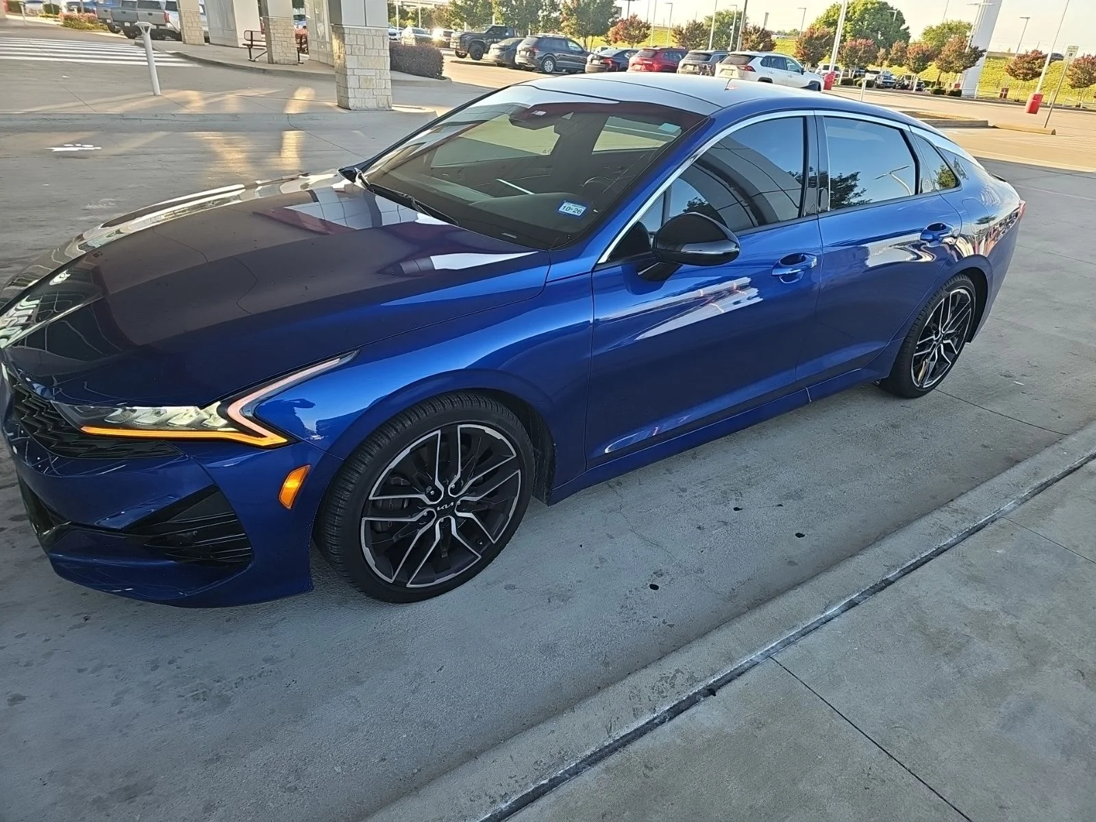 2022 Kia Optima GT FWD's photo