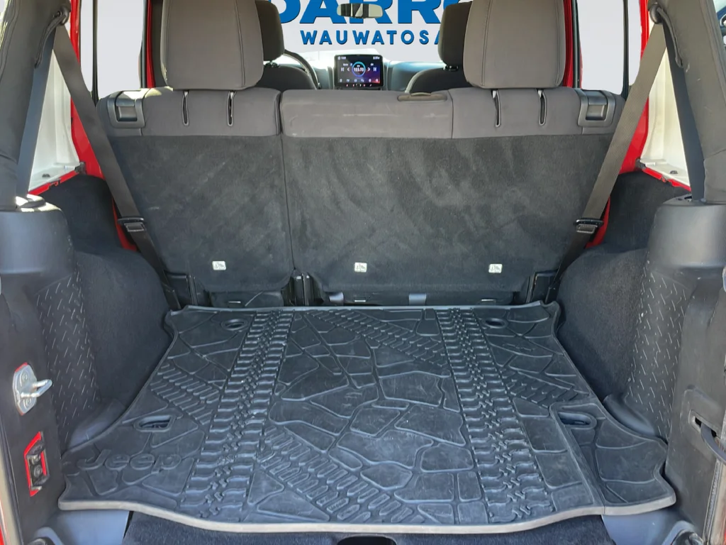 Used 2013 Red Jeep Unlimited Sport image 34