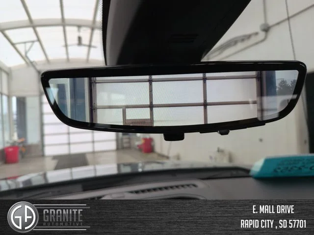 Used 2021 Black Chevrolet High Country image 32