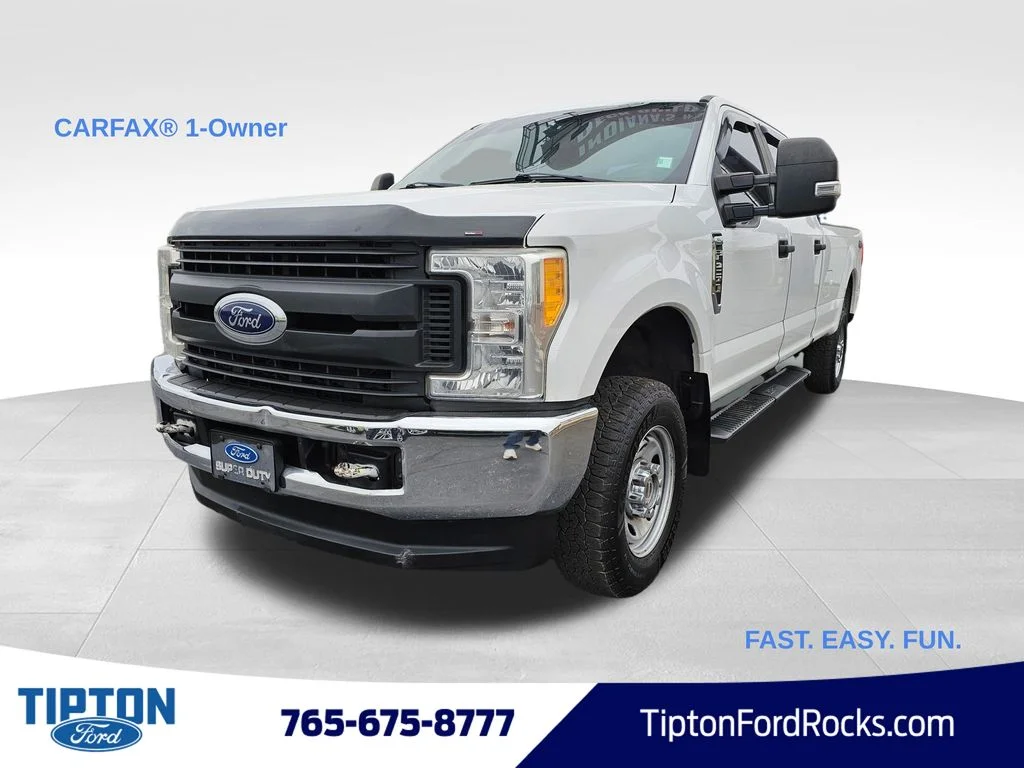 2017 Ford F-250 XL 4x4 Crew Cab 8' Box's photo