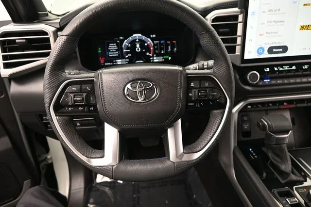 Used 2025 Lunar Toyota Platinum image 13