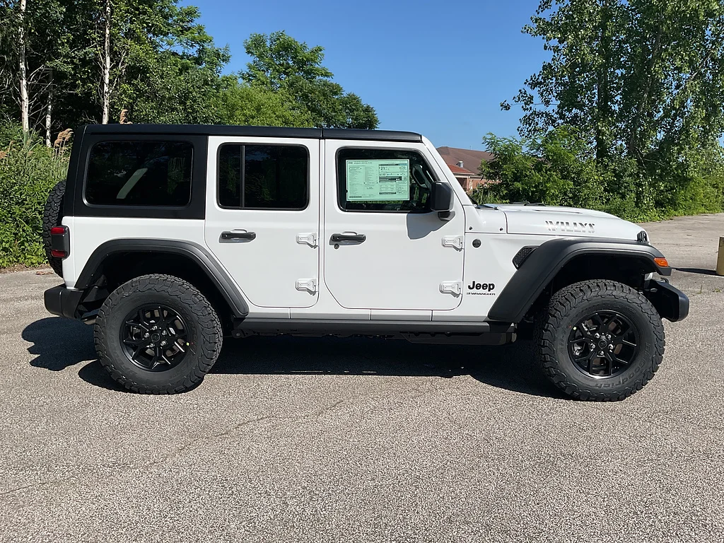 New 2026 Bright White Clearcoat Jeep 4-Door Willys 4x4 image 4