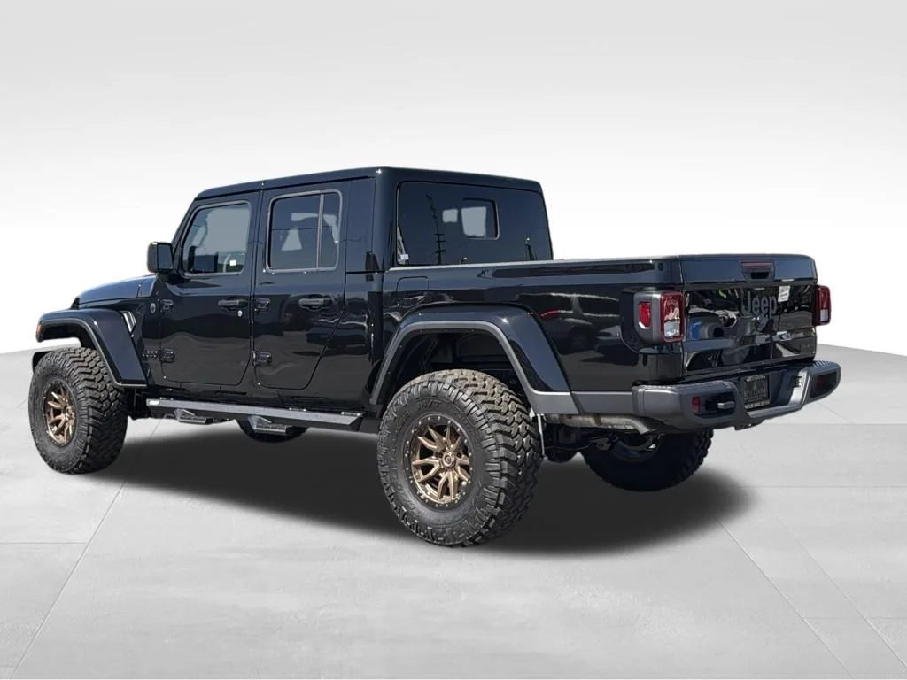 New 2026 Black Clear-Coat Exterior Paint Jeep Sahara image 11