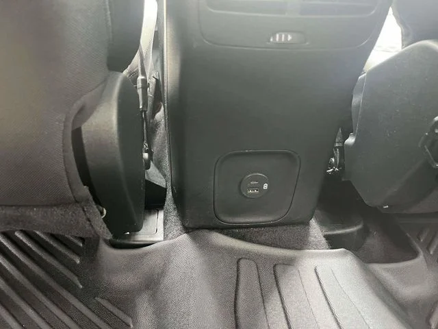 Used 2021 White Ford SE image 16