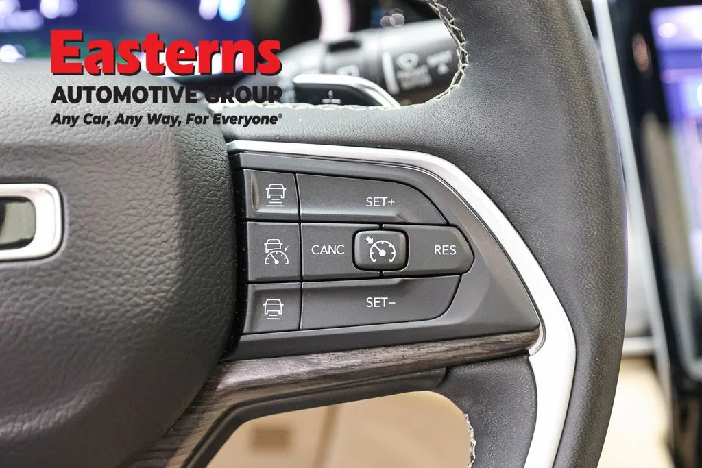 Used 2023 Red Jeep 4xe image 18