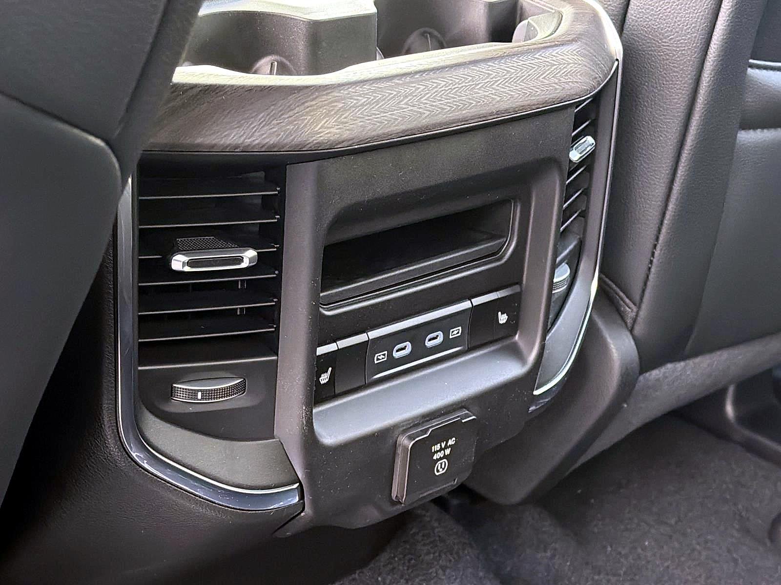New 2027 Diamond Black Crystal Pearl-Coat Exterior Paint RAM Laramie Crew Cab 4x4 5