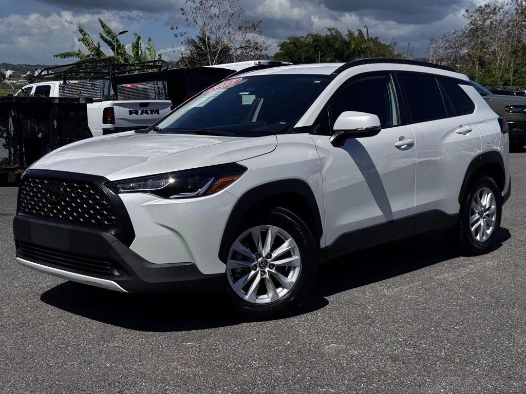 2023 Toyota Corolla Cross LE