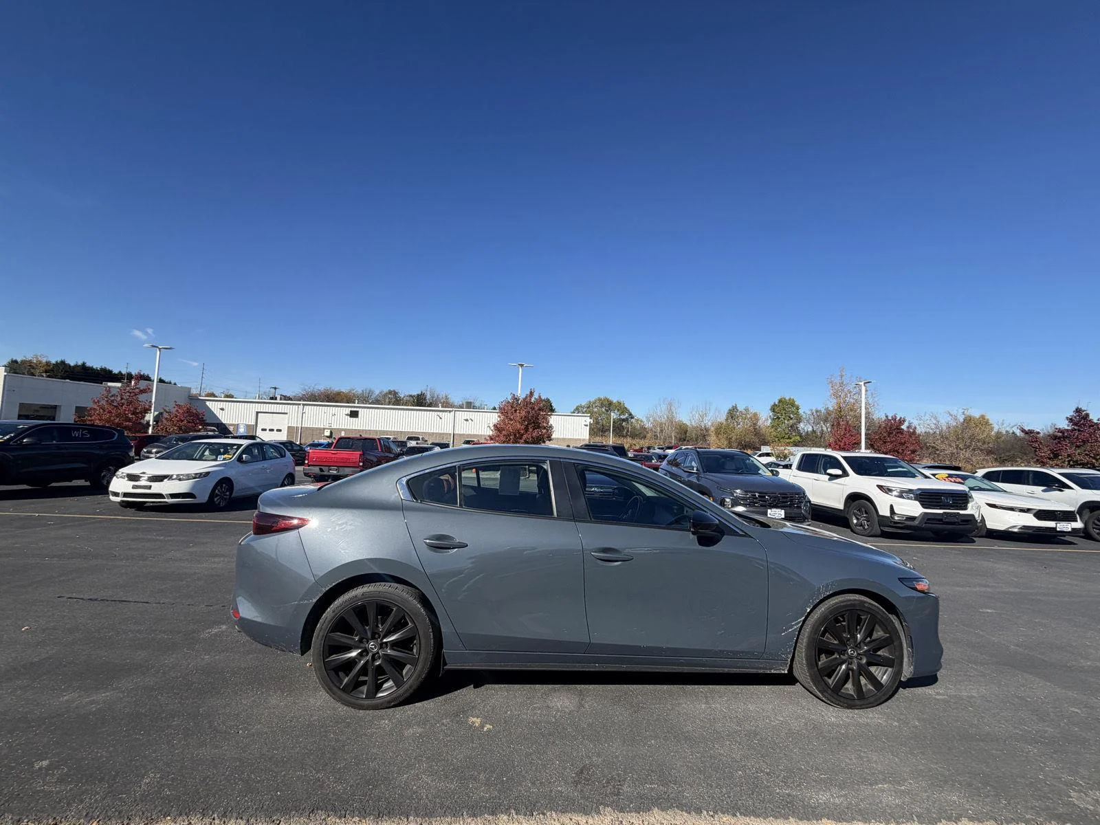 Used 2022 Polymetal Gray Metallic Mazda Carbon Edition image 9