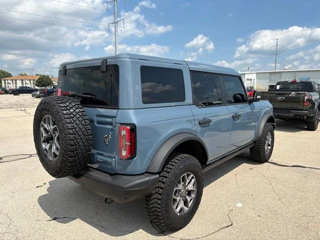 Used 2025 Azure Gray Metallic Ford Badlands image 6