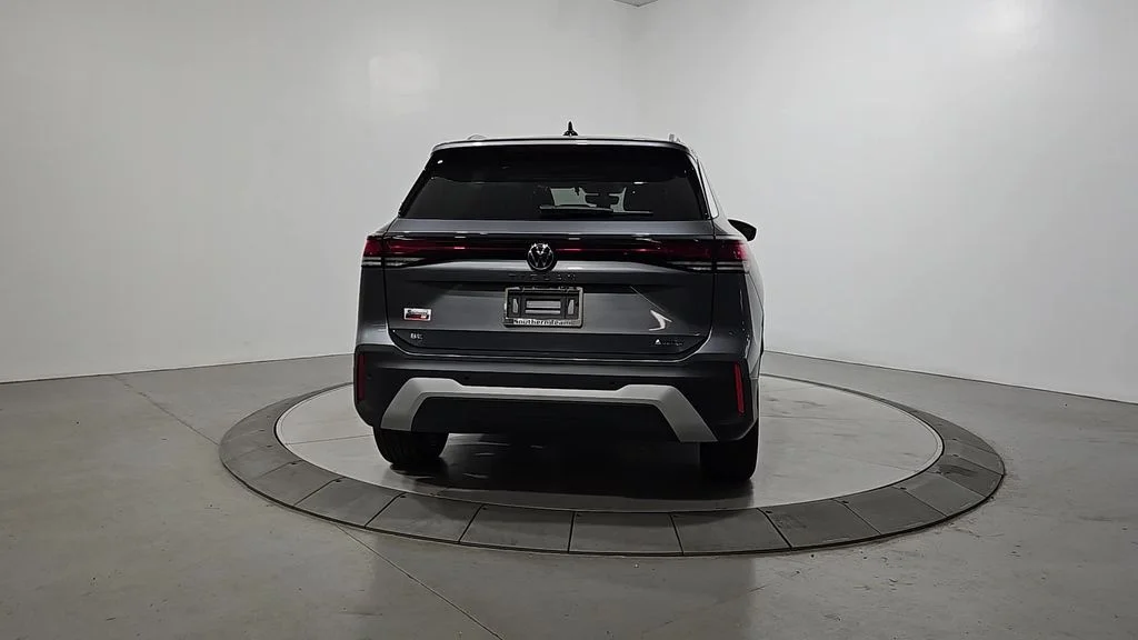 New 2026 Gray Volkswagen 2.0T SE image 4