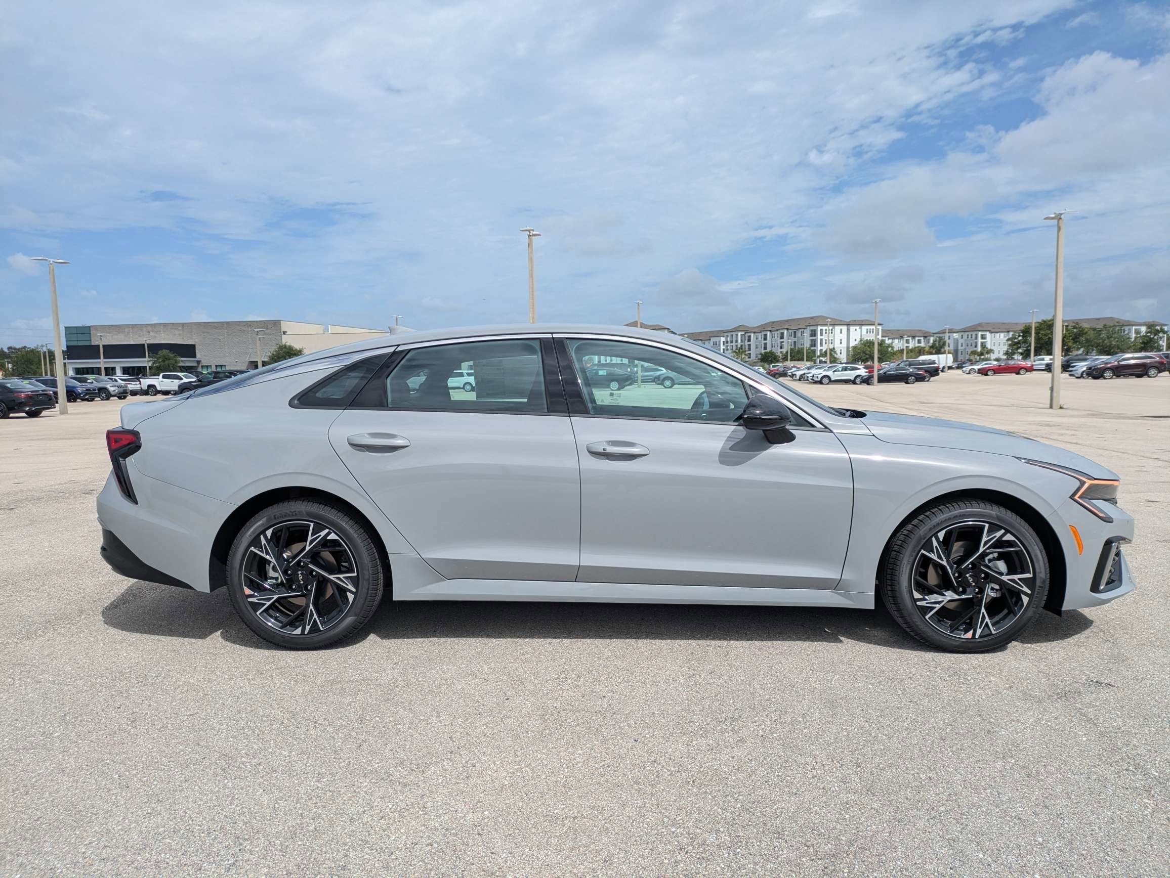 New 2026 Wolf Gray Kia GT-Line FWD image 4