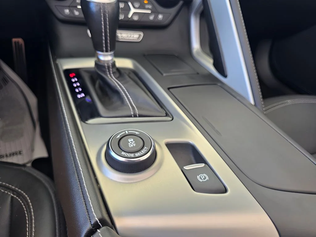 Used 2018 Black Chevrolet Stingray image 26